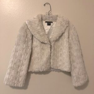 Kenneth Cole Reaction. Fashion cropped jacket.